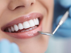 La importancia del diseño de sonrisa en prótesis fijas y removibles